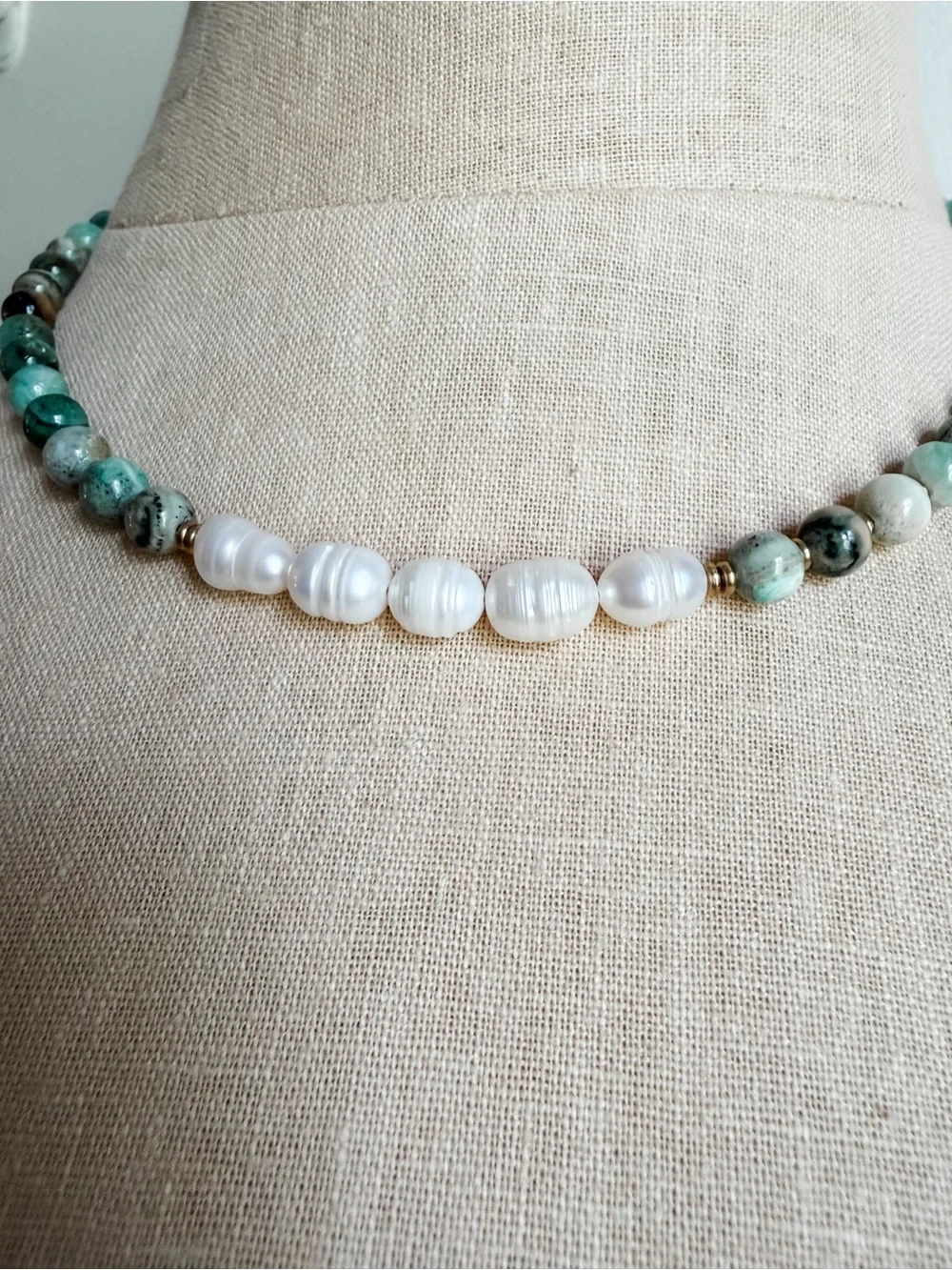 N3 Handcrafted Green Natural Stone and Freshwater Pearl Beaded Necklace